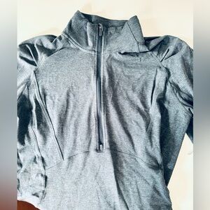 Lululemon 1/4 zip run top